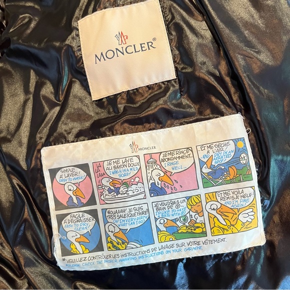 MONCLER Fulmarus Giubbotto Black Down Coat - Picture 13 of 16